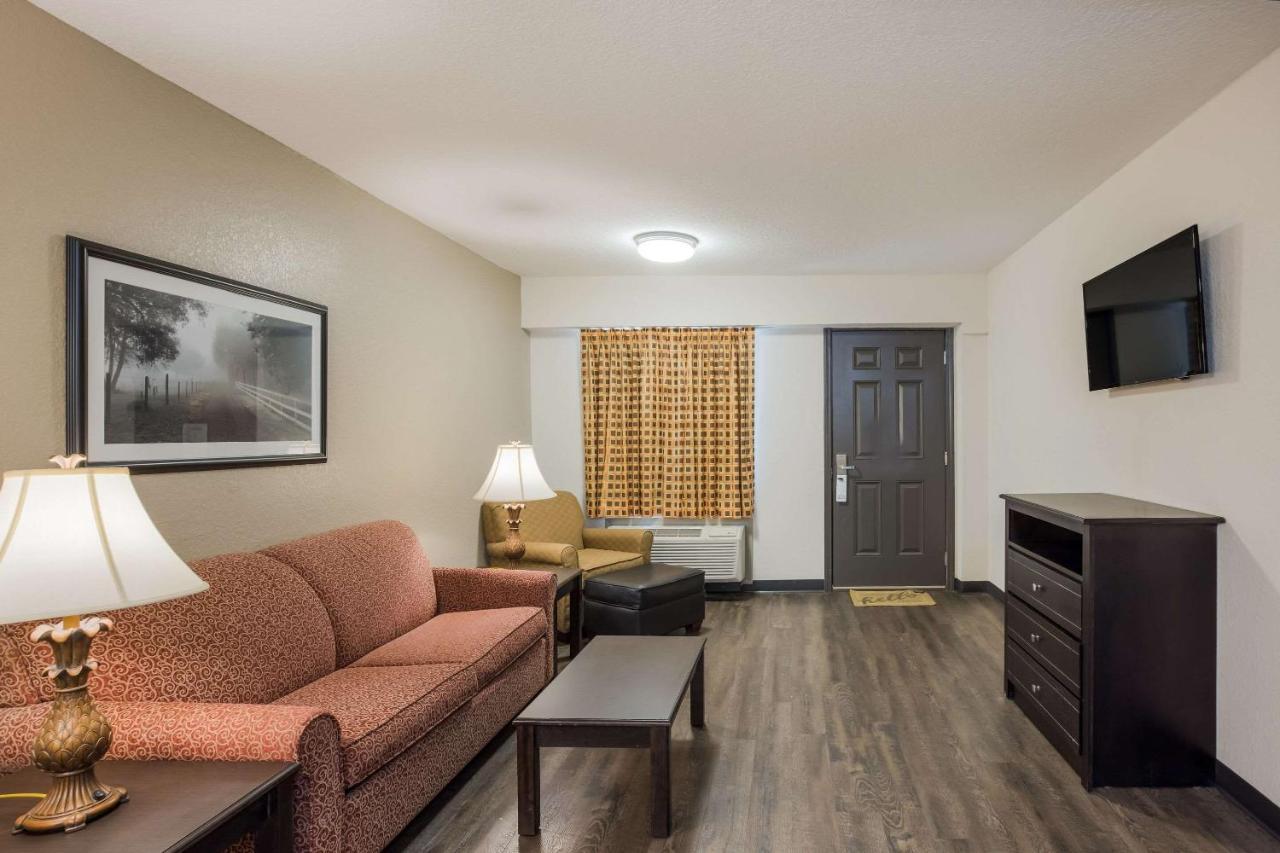 Econo Lodge Vidalia Εξωτερικό φωτογραφία